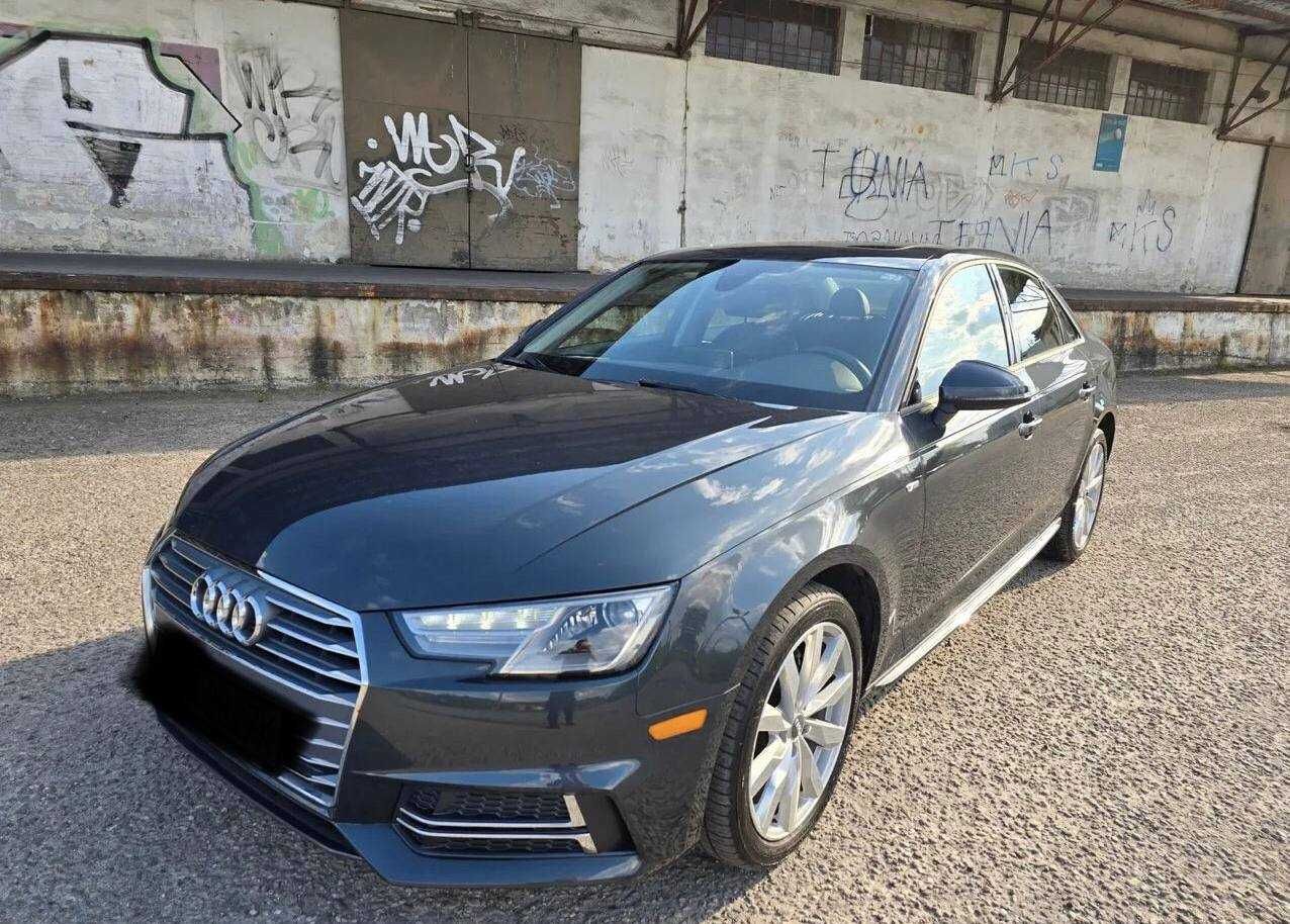 Продам Audi A4 2018 года