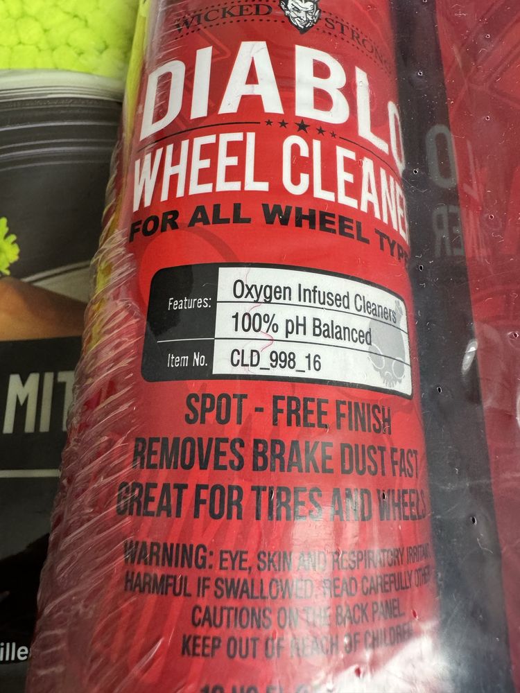 Очиститель дисков Diablo Wheel and Rim Cleaner Очиститель Шин