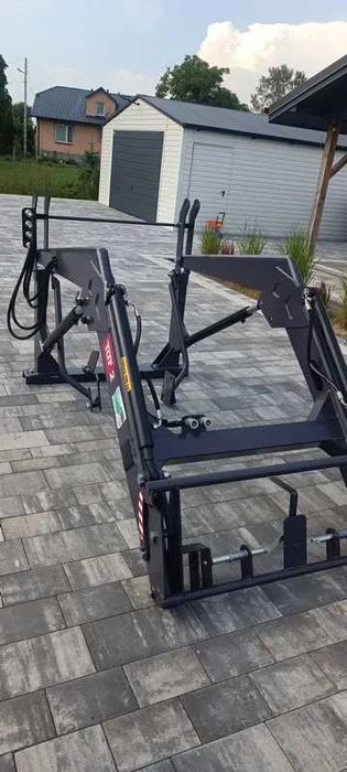 Ładowacz TUR  3 Sekcje Euroramka do Ciągnika C330 Możliwość Montażu