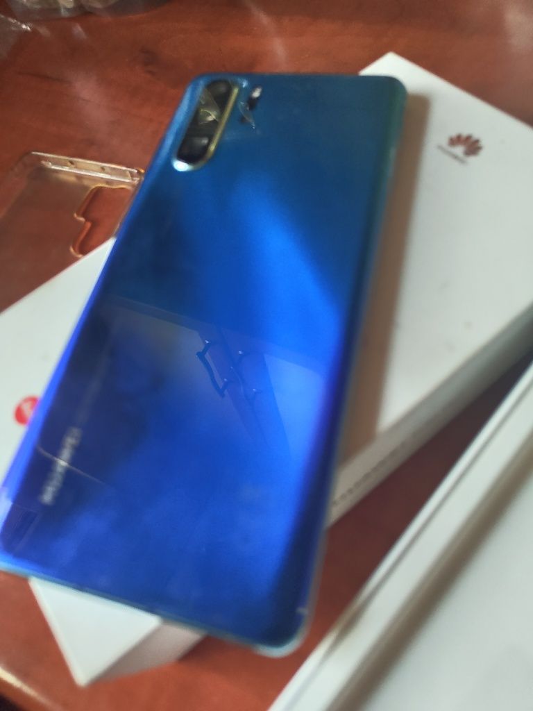 Huawei p30 pro 6/128 Aurora Blue