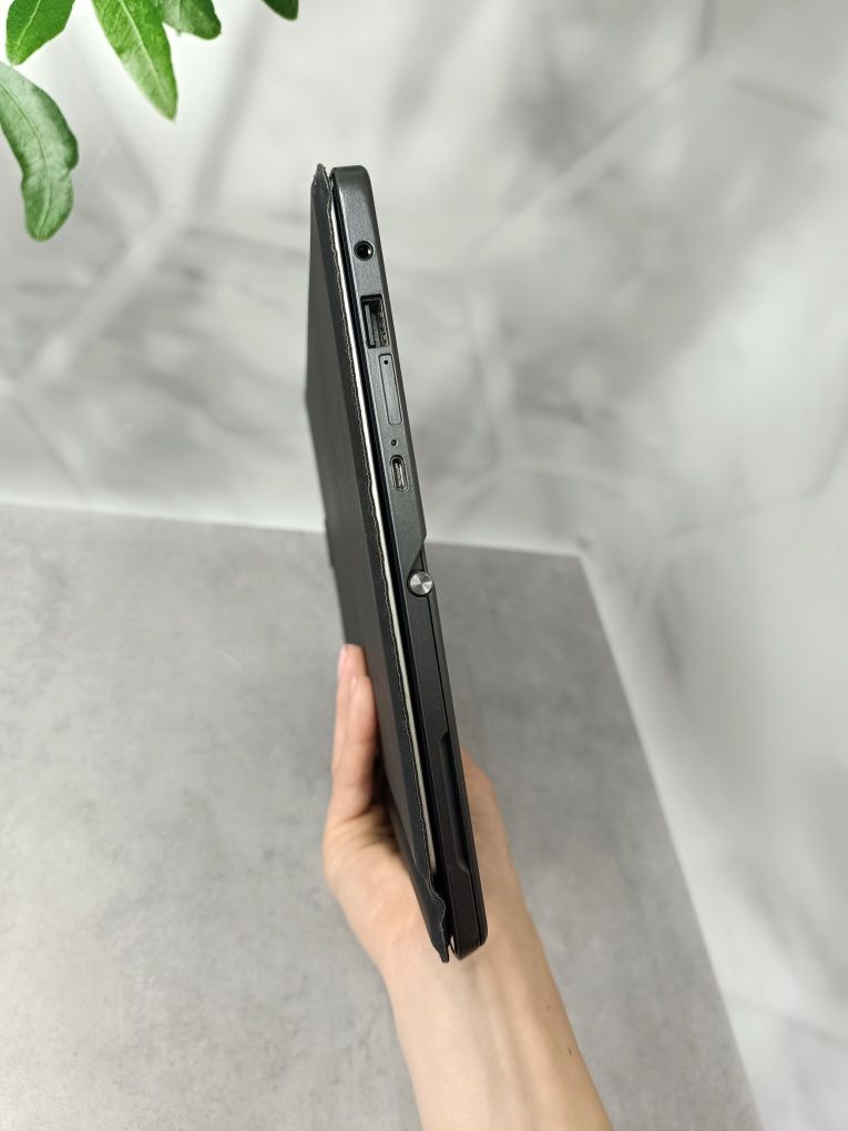 Планшетний ПК HP Pro x2 612 G2/i5-7Y54/8/128/12"/Full HD/IPS/Гарантія!