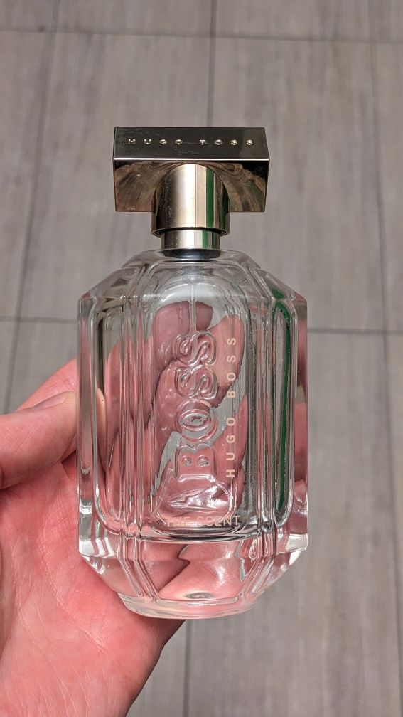 Pusty flakon Hugo Boss The Scent