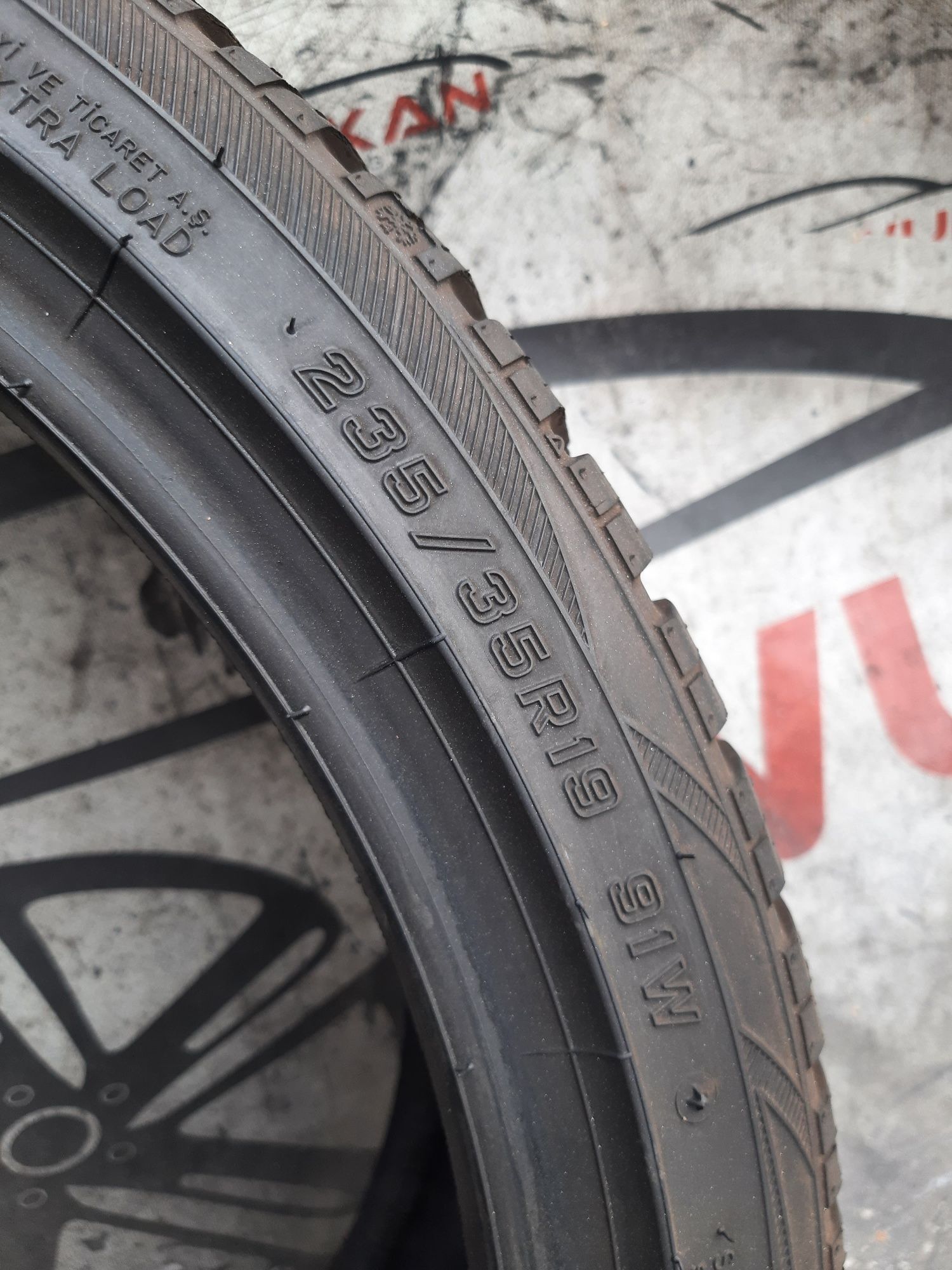 2x 235/35r19 91W Falken Eurowinter HS01
