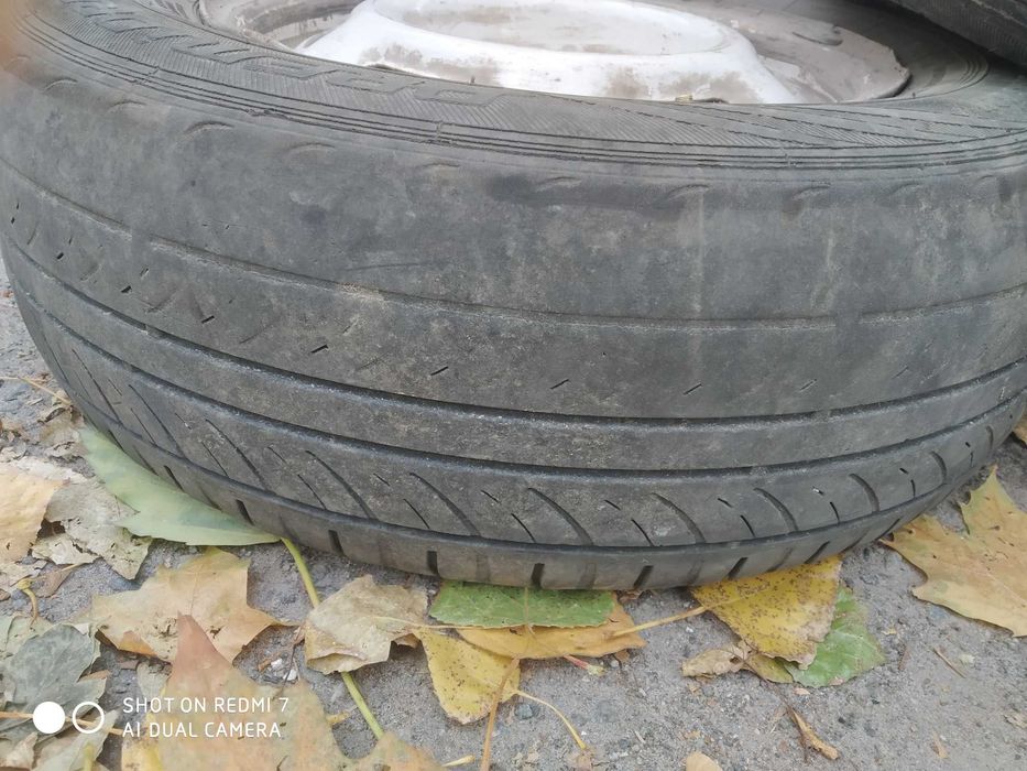 Продам два колеса