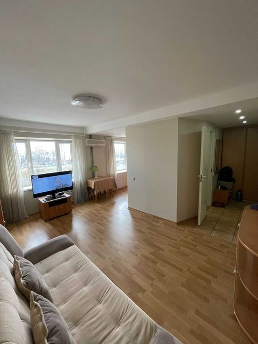 Сдам в оренду двокімнатну квартиру на Русанівці в Києві