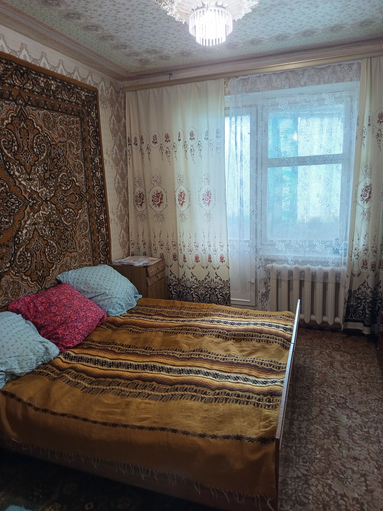 Продам 3-кімнатну квартиру на Мрії
