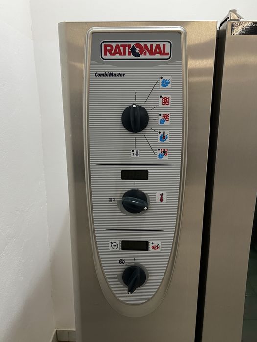 Piec konwekcyjno-parowy RATIONAL CM 101E. Piec konwekcyjny 10GN