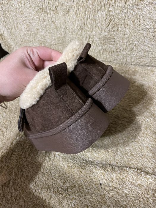 Шоколадні угги 36 розмір,устілка 22 см,трендовий колір,угги маломірки