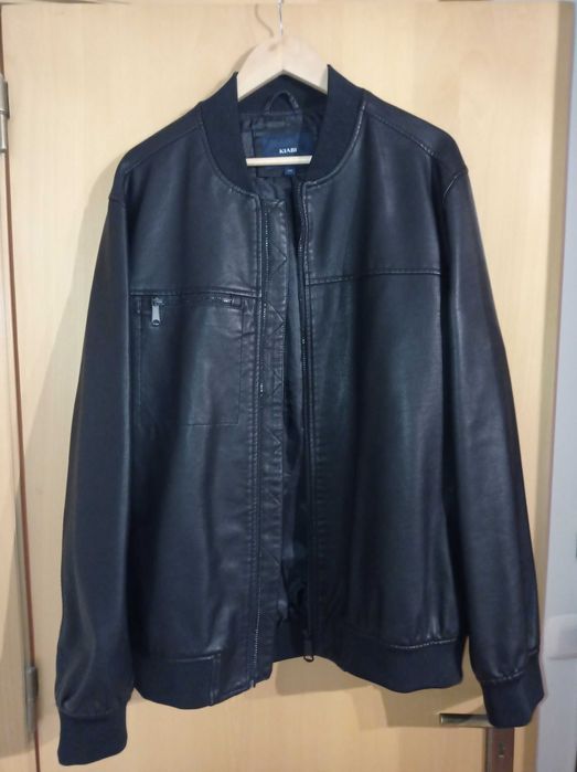 Blusão em pele sintética - Preto XXL