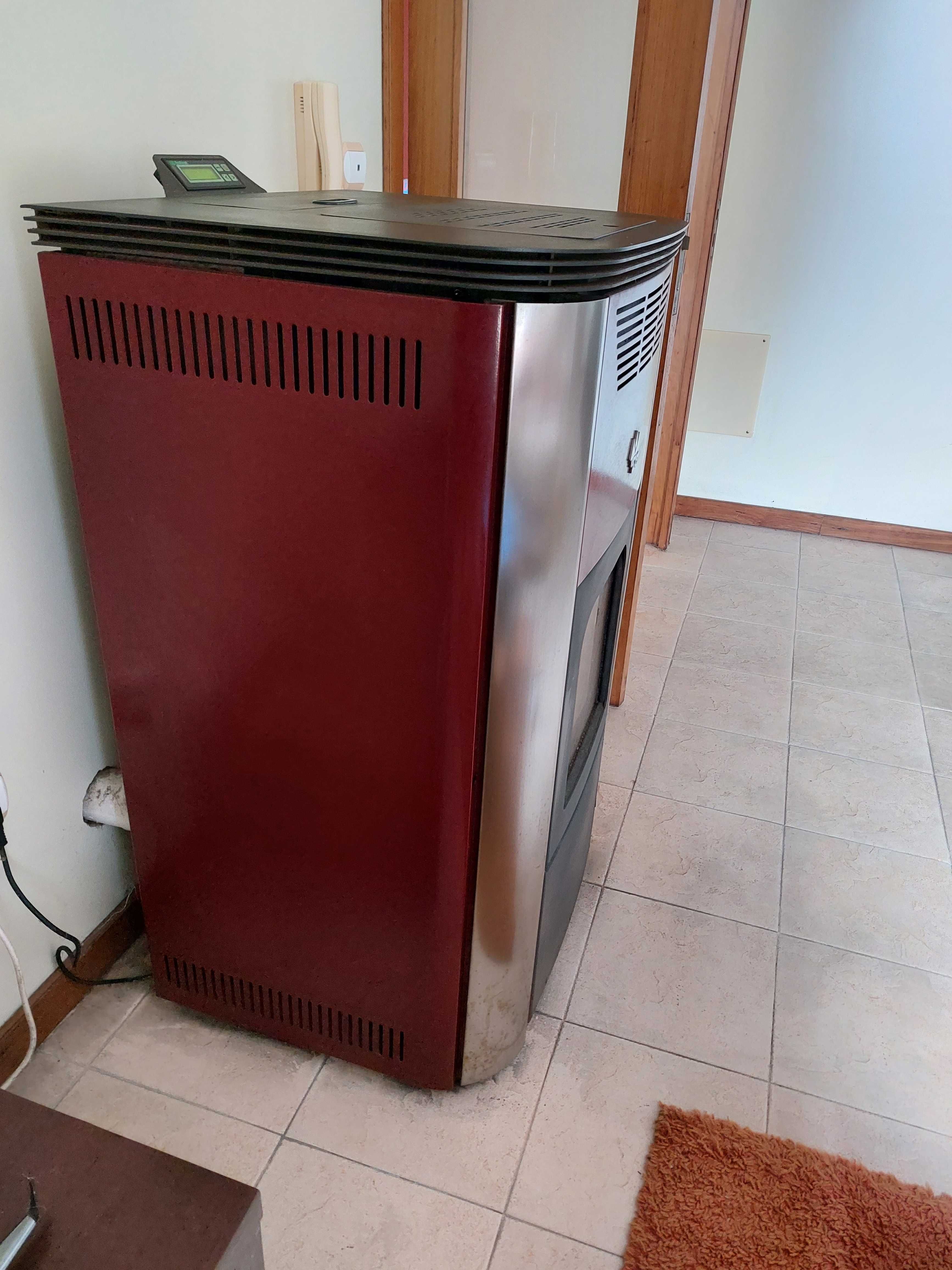 Caldeira a Pellets Ecoforest Hidrocooper de 24KW (aquecimento central)