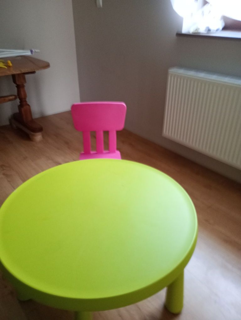 Ikea mamut stół plus krzesełka