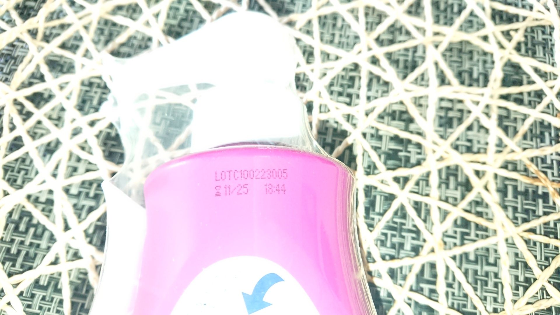 VEET Krem do Depilacji dla Skóry Wrażliwej 400ml KOJĄCY świeży zapach