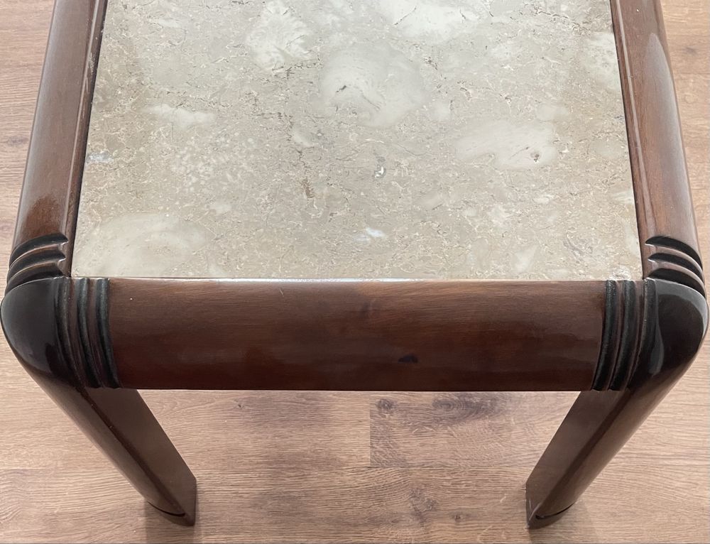 Mesa de sala.