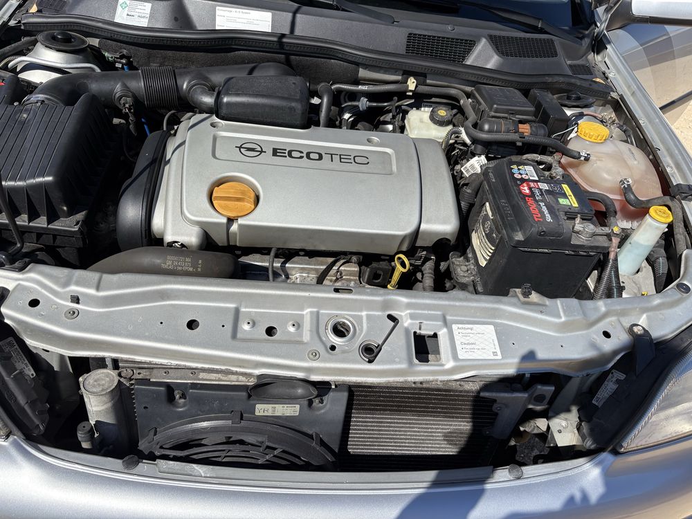 Opel astra (muitissimo bom estado)