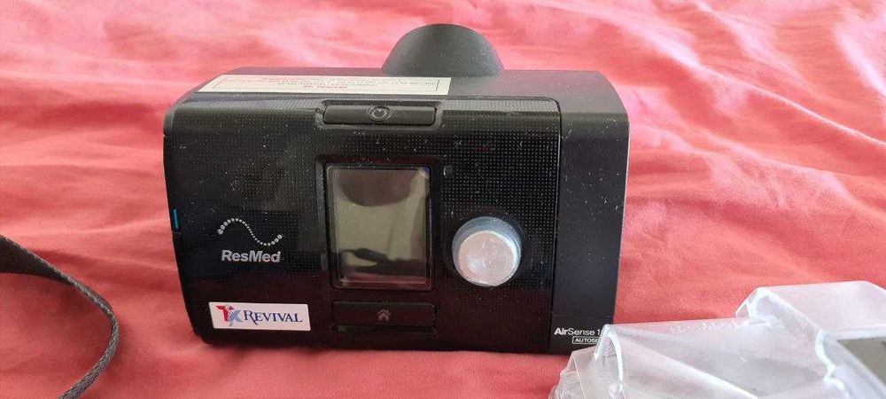 C-PAP machine ResMed AirSence 10 Auto set