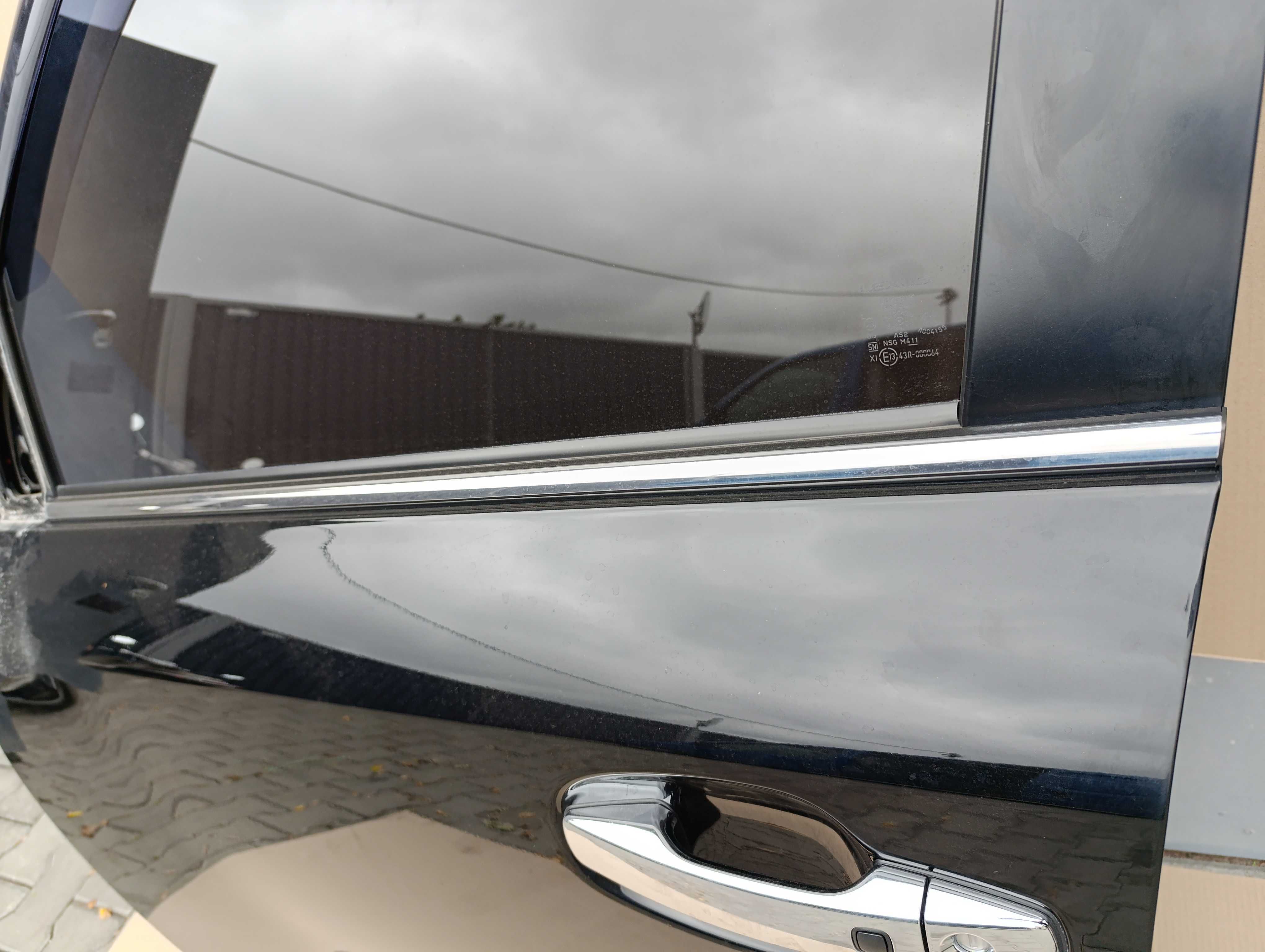 Дверь передняя левая (202 цвет) Lexus LX570 07-12г. 67002-60640