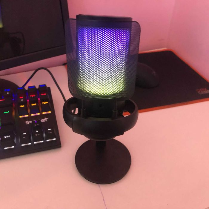 Микрофон с RGB подсветкой на стойке трансмиттер (мікрофон, штатив)