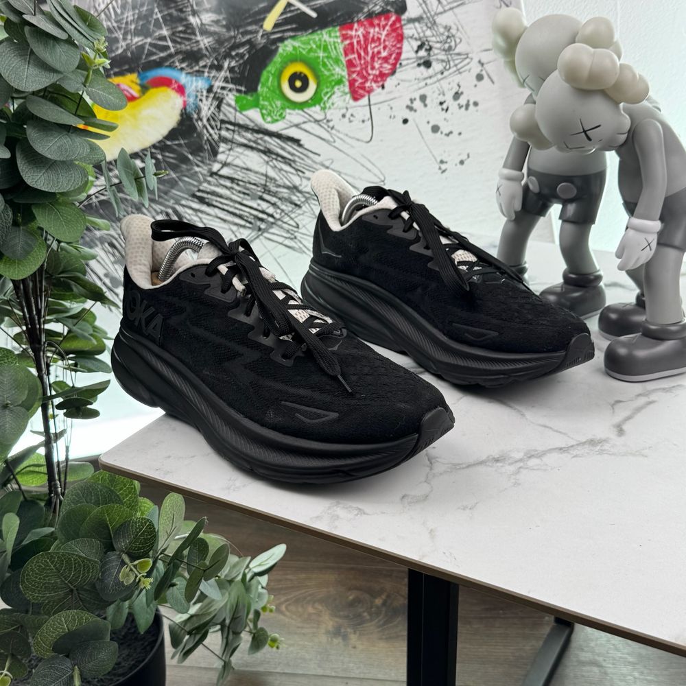 Кросівки Hoka Clifton 9 44 розмір Е5416