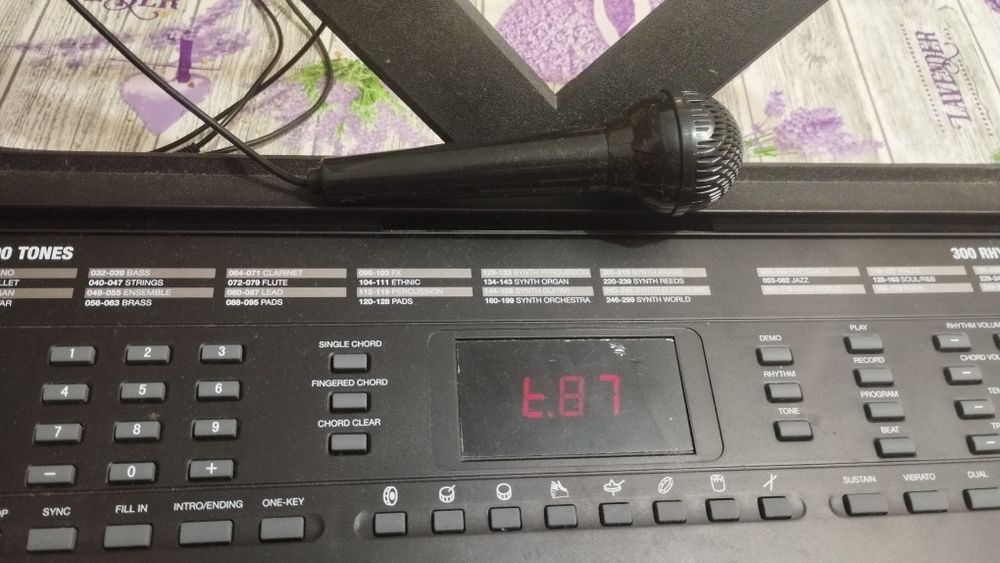 Teclado musical para iniciantes e quem queira arranjar