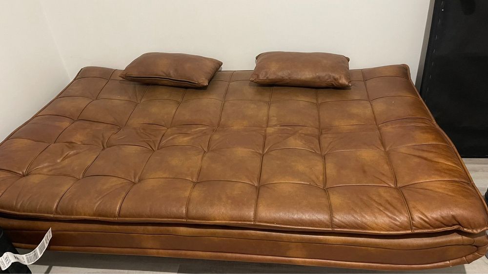 Sofa cama em bom estado