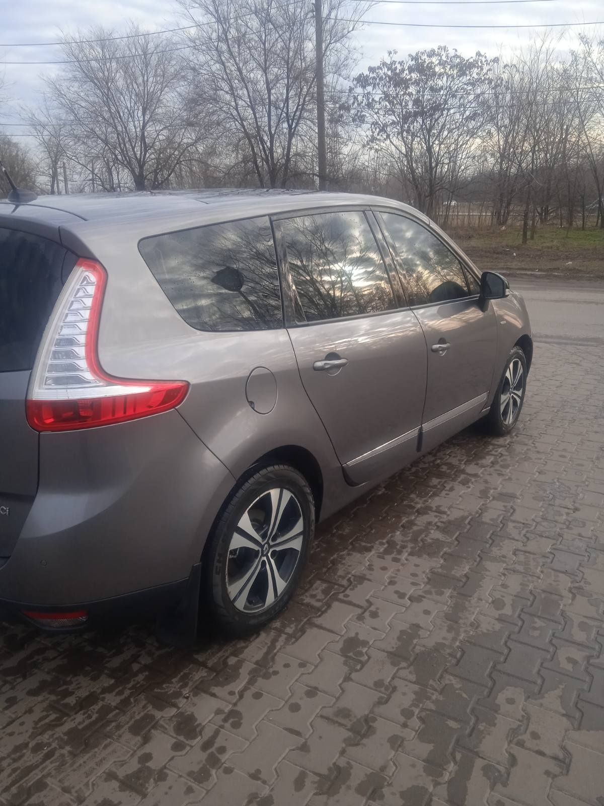 Renault grand scenic