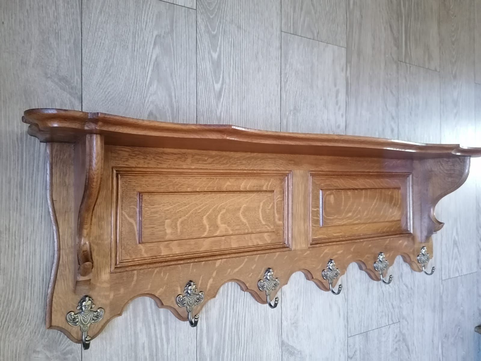 Wieszak drewniany ścienny półka   /