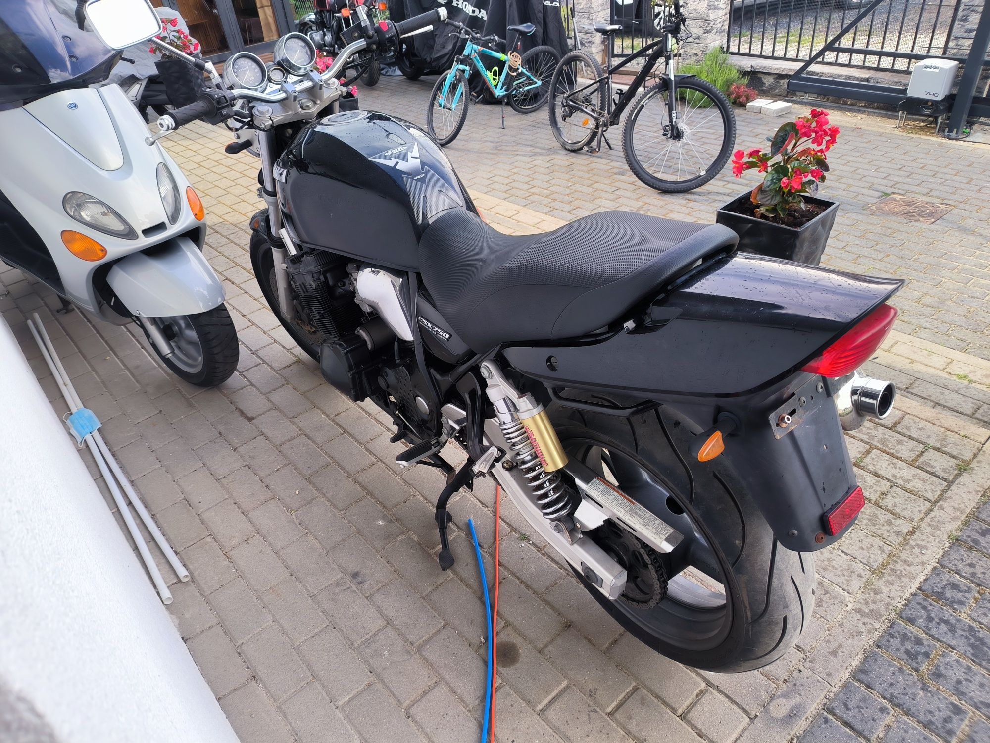 Sprzedam Suzuki gsx 750