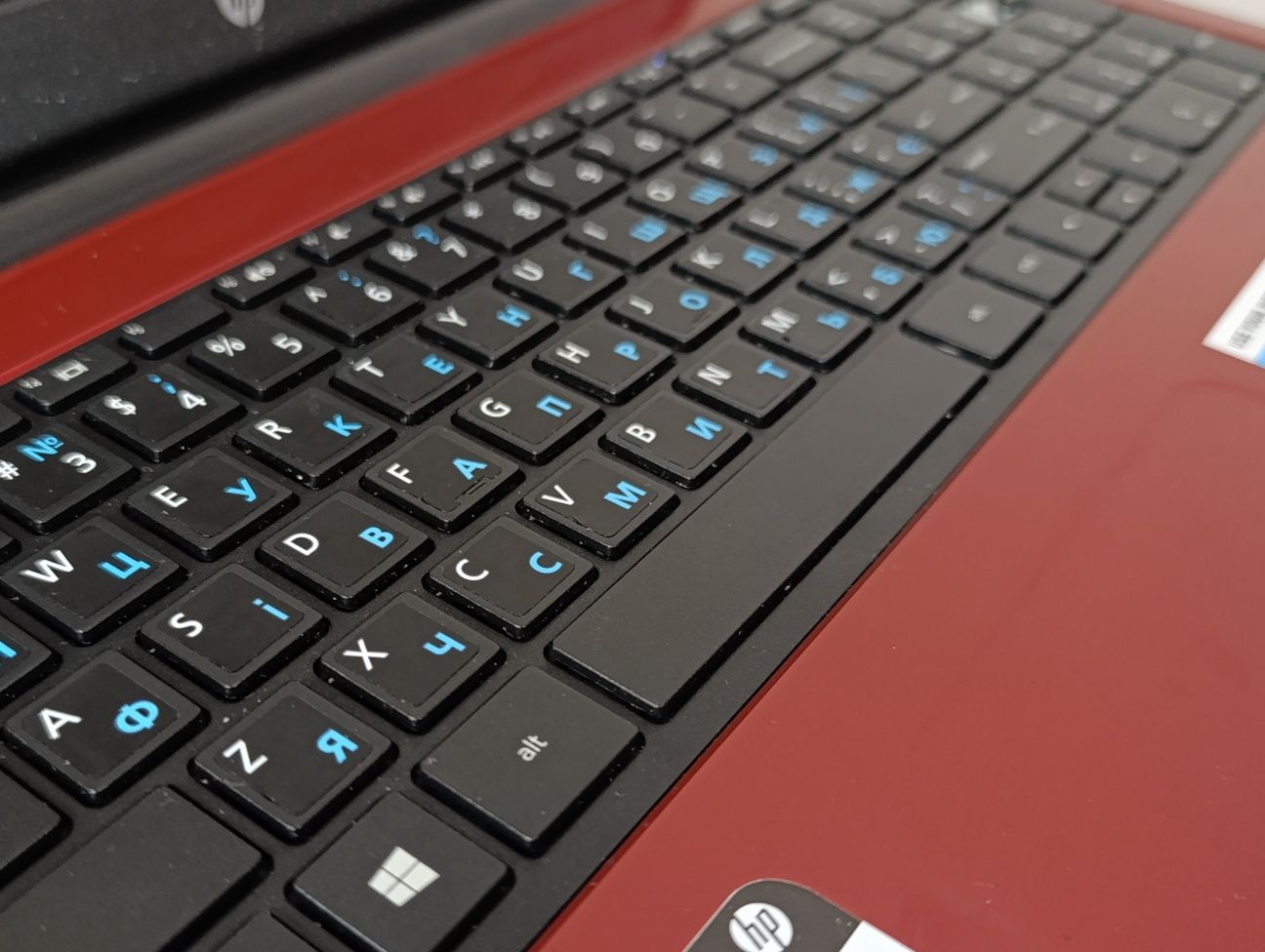 15'6 ноутбук HP/AMD A6-5200/8GB Ram/256GB SSD/Батарея 0% зносу