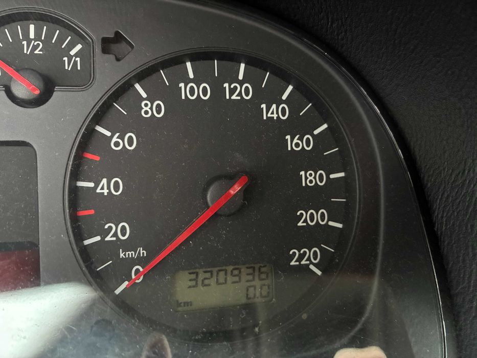 [REZ.] Volkswagen Golf IV 1.9 TDI 66kW –OC i przegląd ważne, sprawny