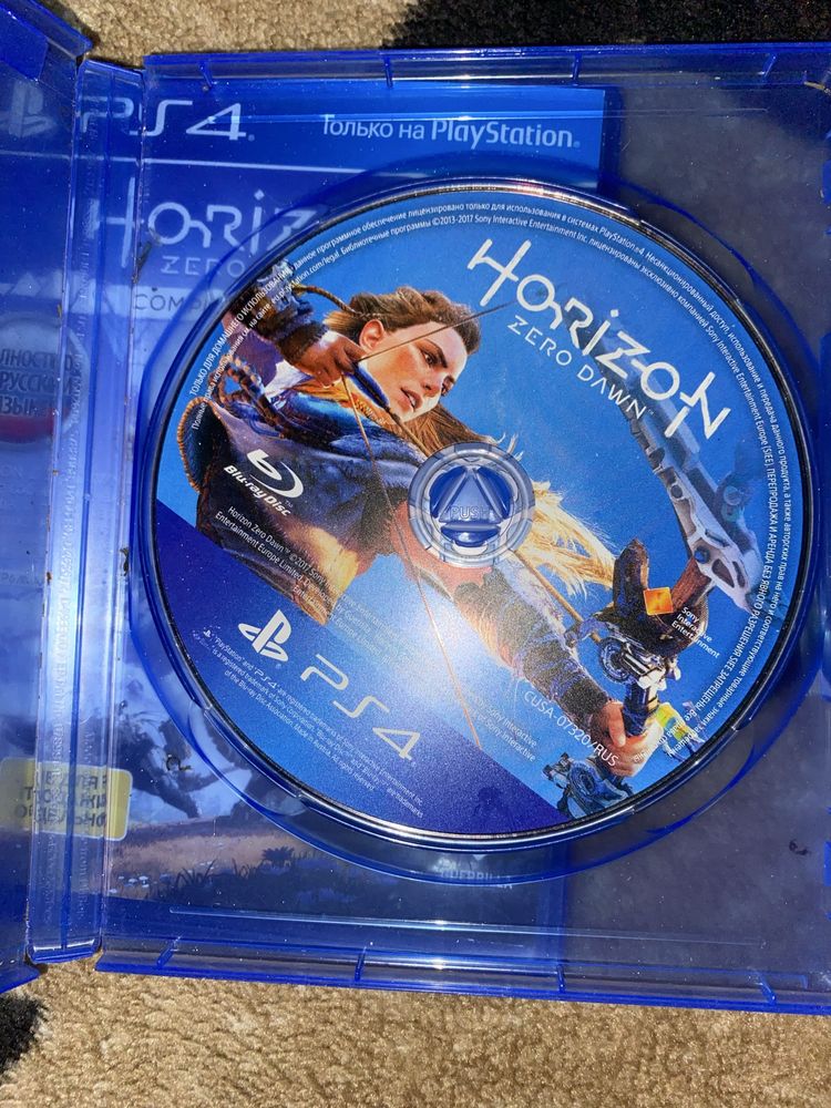 Гра для пс 4 Horizon zero Dawn