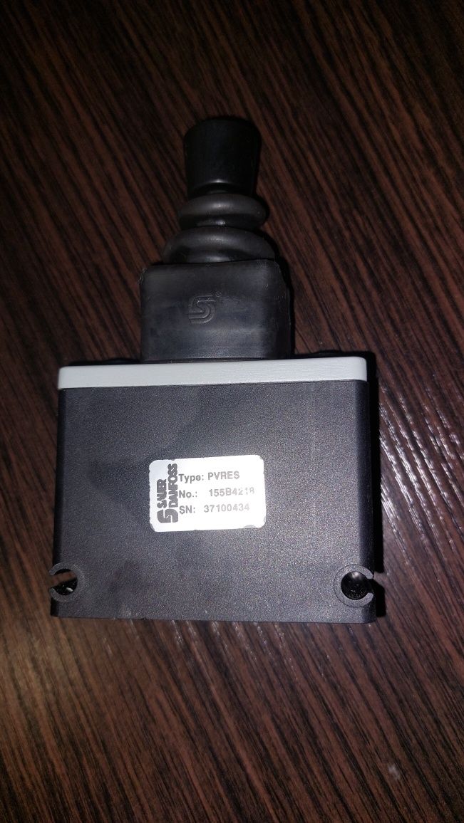 Джойстик управление danfoss pvres 155b4218