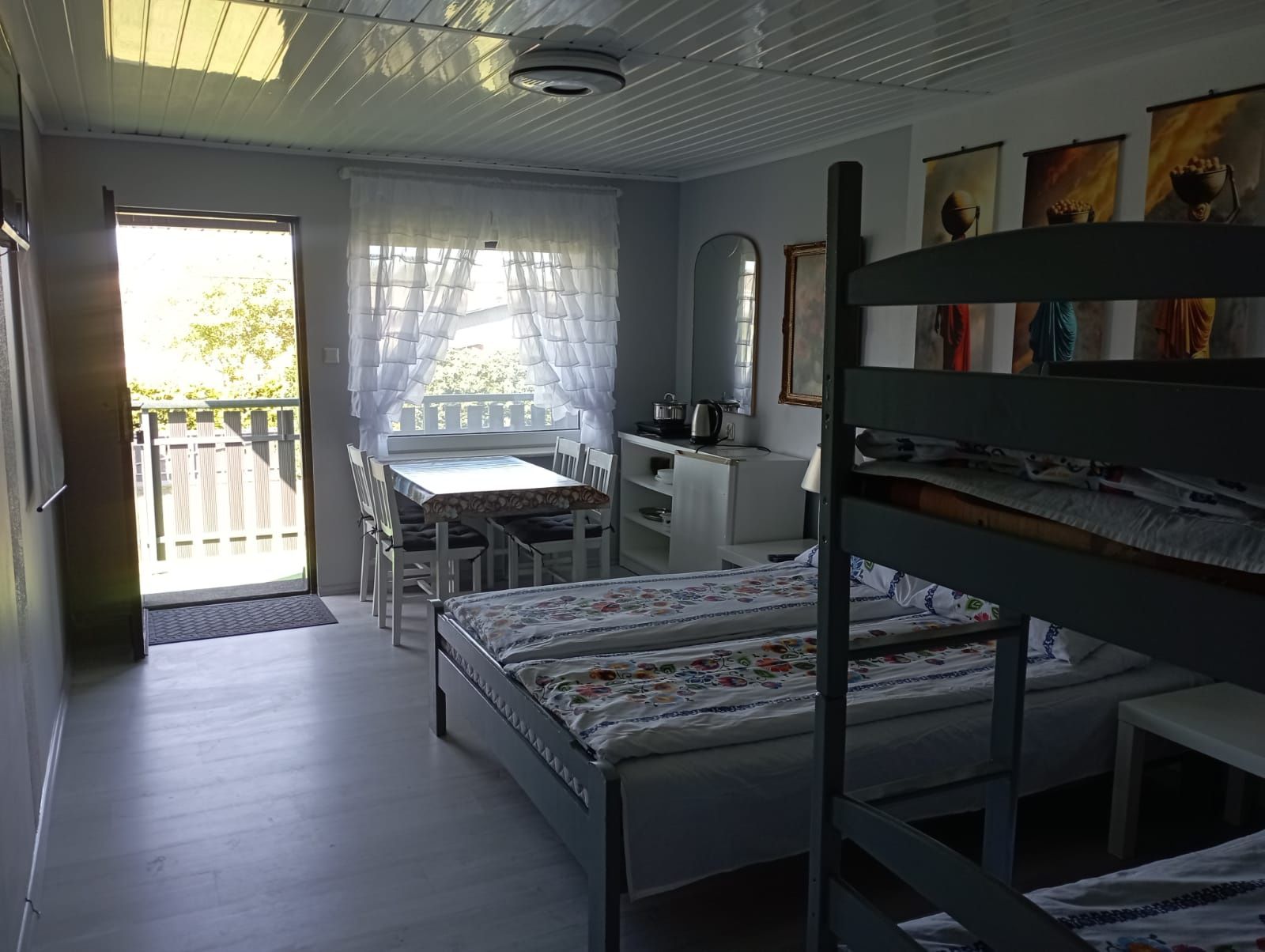 Pokoje wczasowe Anrema 21m2
