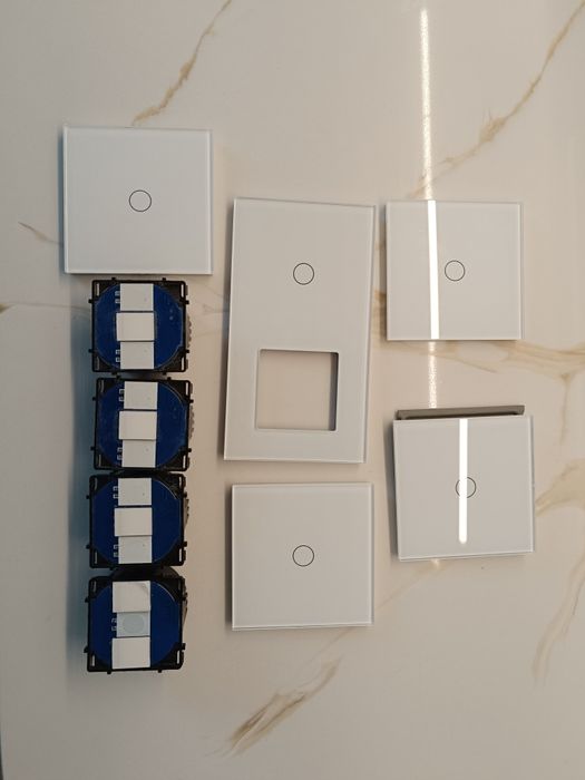 Przełącznik dotykowy Indual