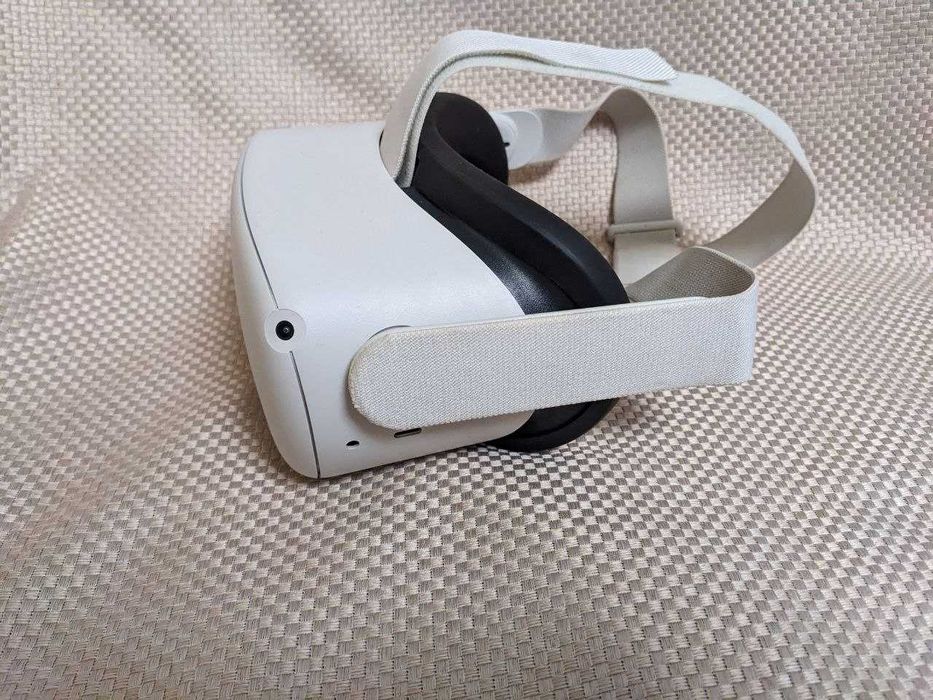 VR-гарнитура Meta Oculus Quest 2 128 Гб