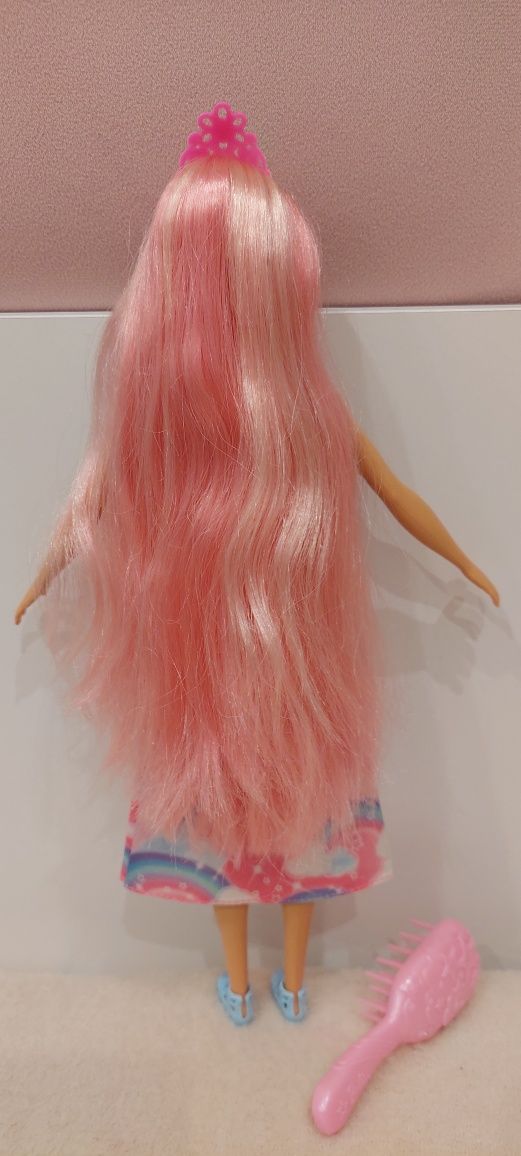 Barbie Dreamtopia Różowe długie włosy