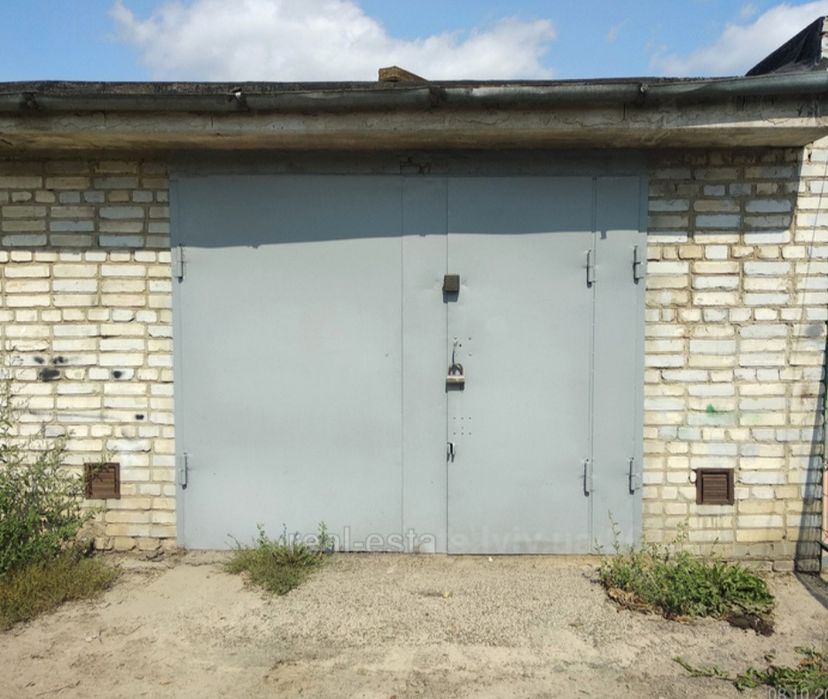 Продам гараж 9х4,5м возле 5 Заречного