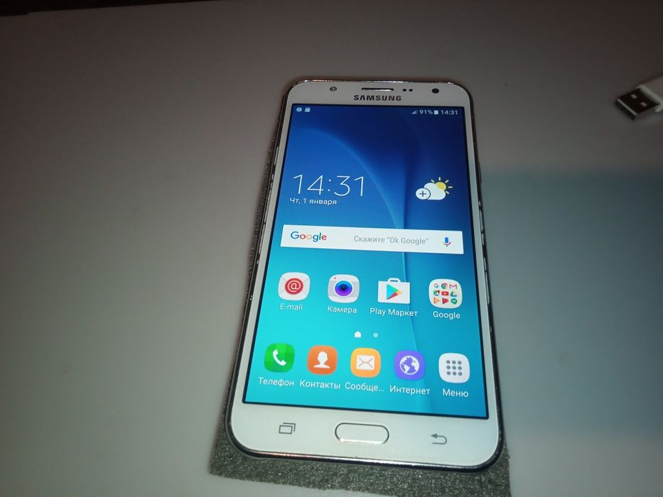 Телефон samsung g7