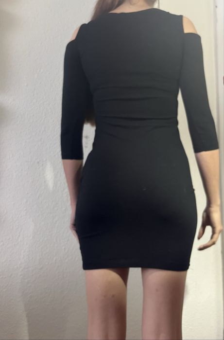 Czarna sukienka mini