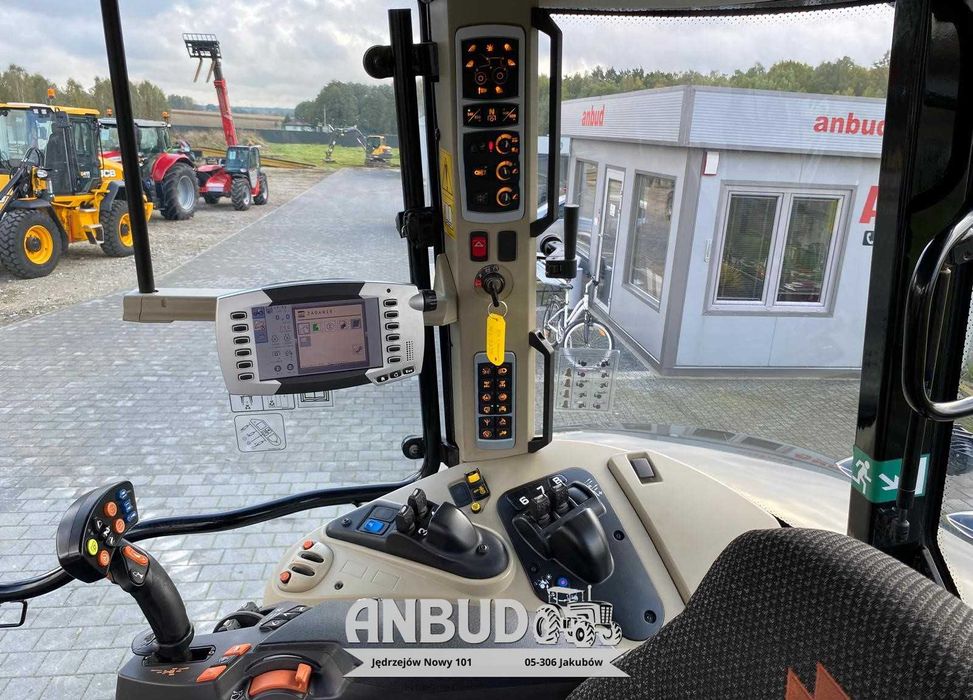 Massey Ferguson 7720 S Dyna VT 7718  LS 7620