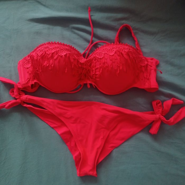 Купальник 44-46 кораловий роздільний