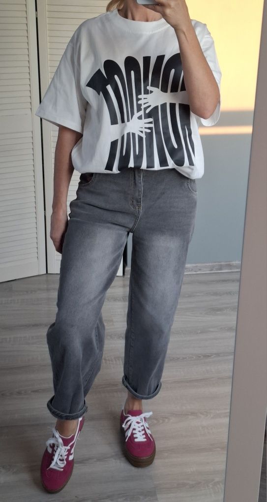 Tshirt drogie chiny biały z czarnym napisem
