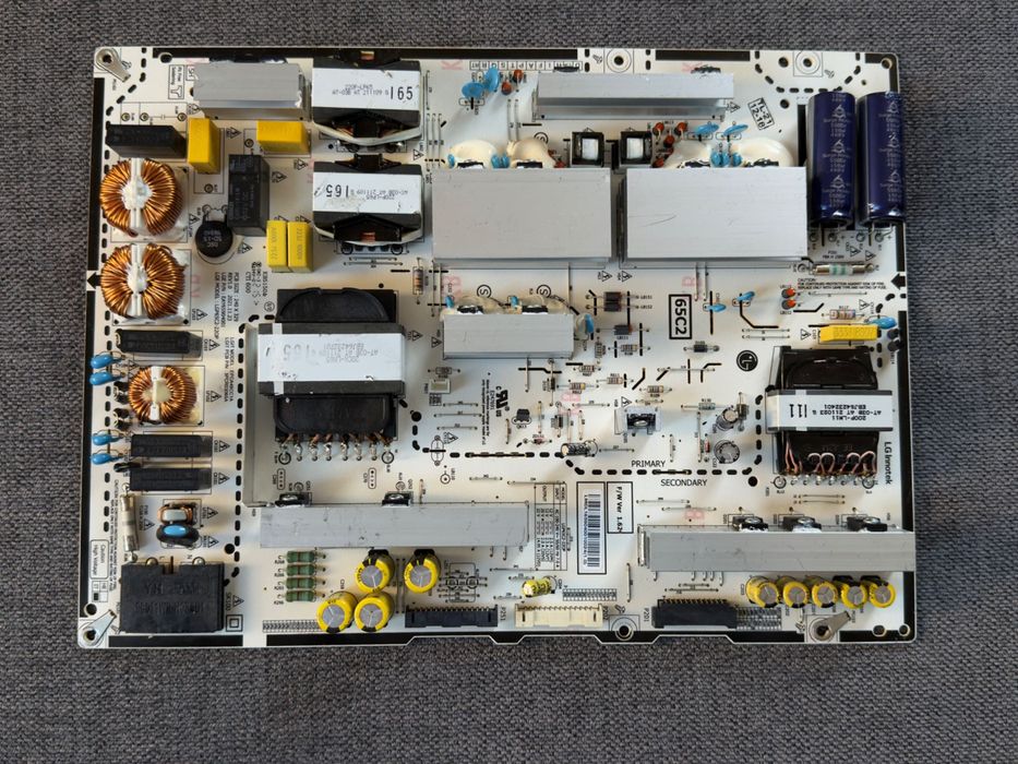 Oryginalne zasilacz LG EAY65 – 65" OLED (np. LG C2)