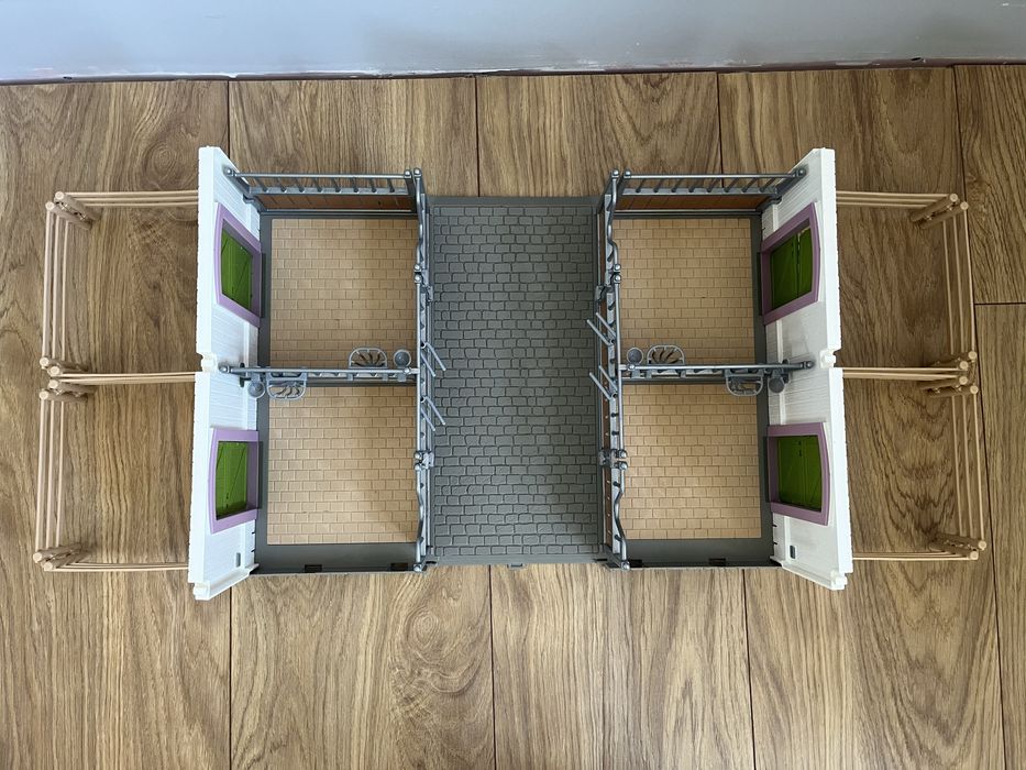 Schleich 42344 stadnina jeździecka