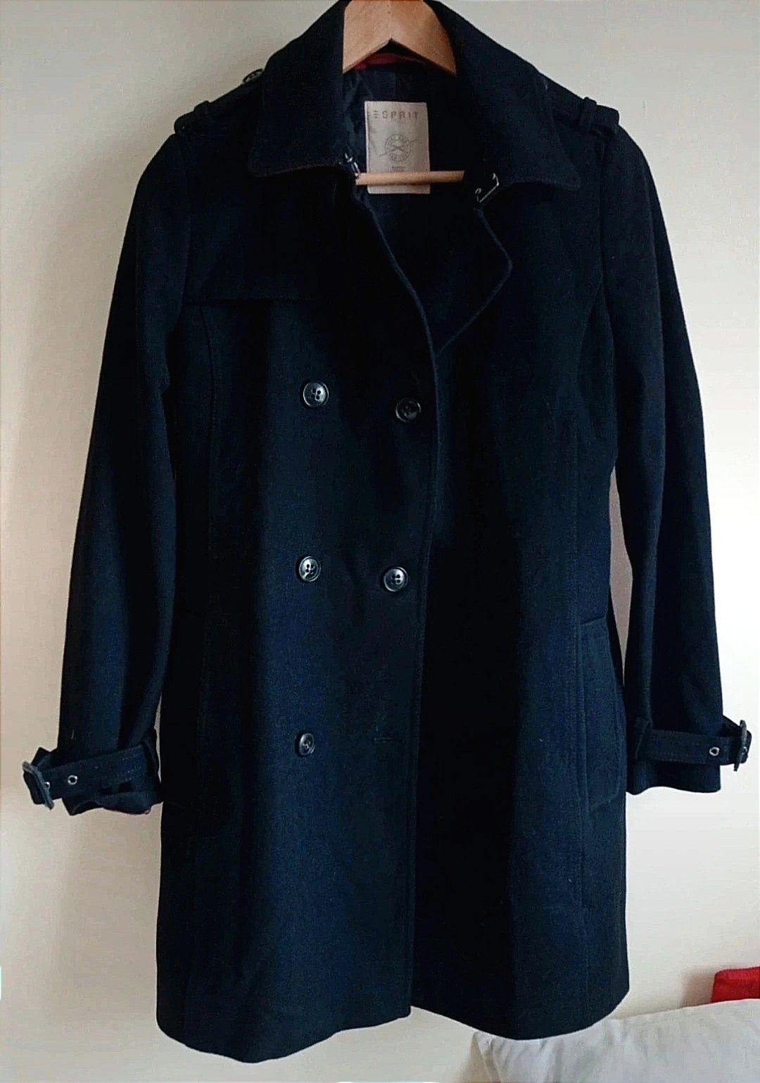 Czarny wełniany płaszcz Esprit