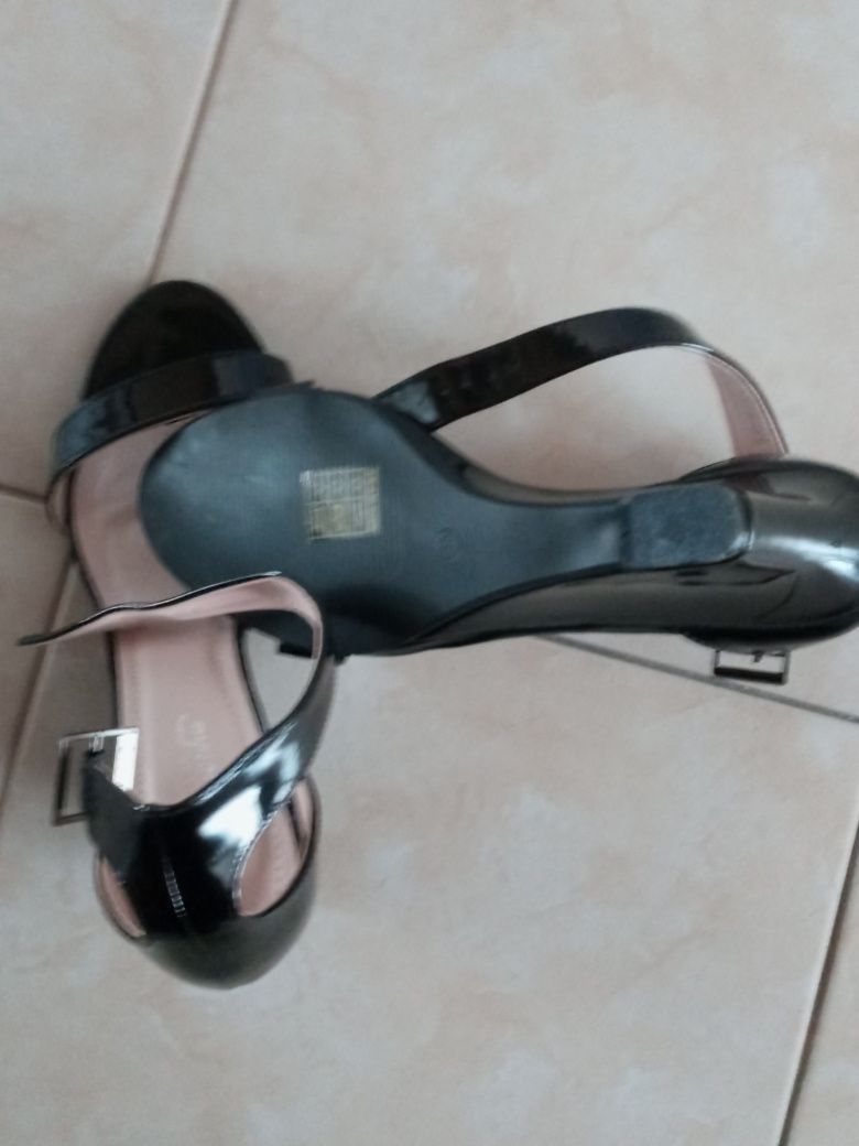 Buty na koturnie - nowe roz.38 Mulanka