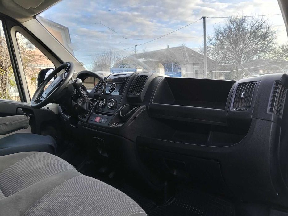 Пежо боксер 2012 года