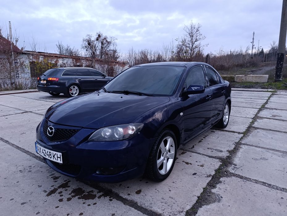Продам мазда 3 . Бензин 1.6