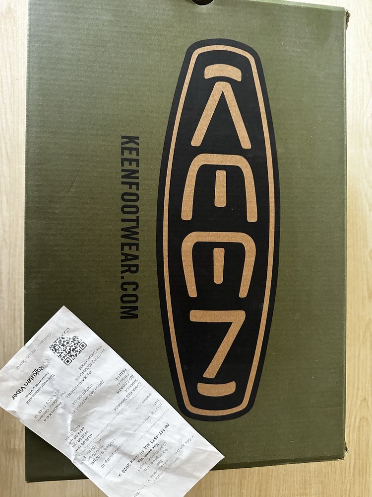 Продам KEEN трекінгове взуття
