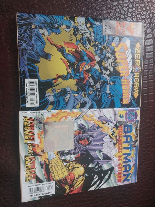 Vendo 4 revistas antigas DC Batman - Super-Homem