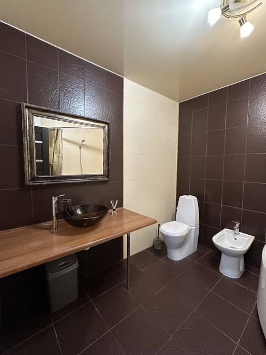 Сдам до Лета. Спальня и кухня-студия в р-не гориполкома